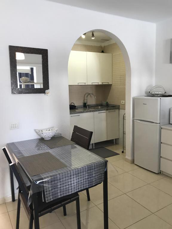 Fantastic Large Studio In Front Of Beach Heated Pool Wifi Arona  Cameră foto